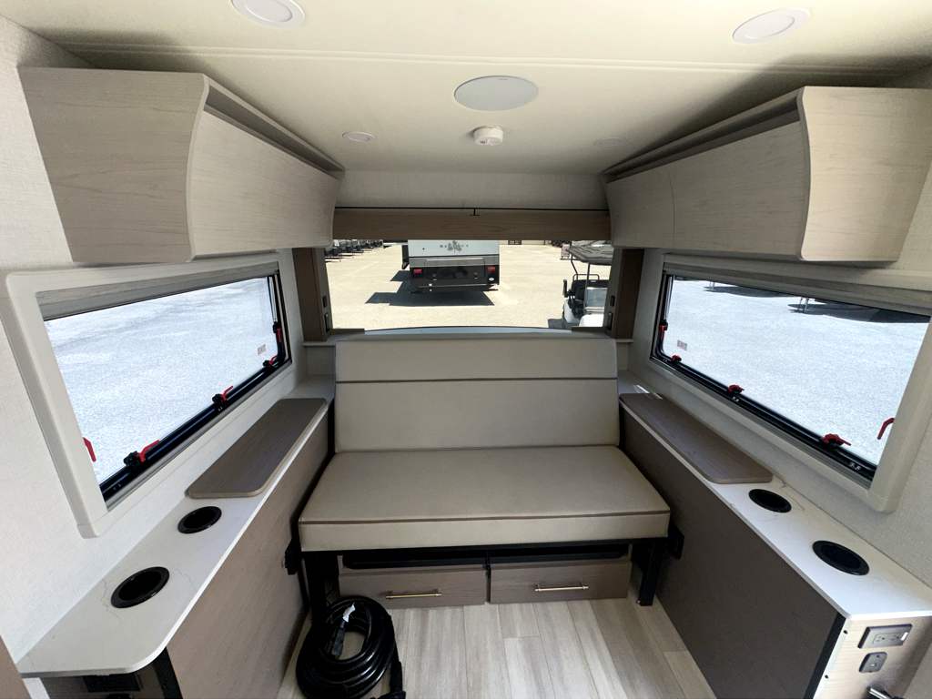 2025 GRAND DESIGN SERENOVA 150HL - Image 13