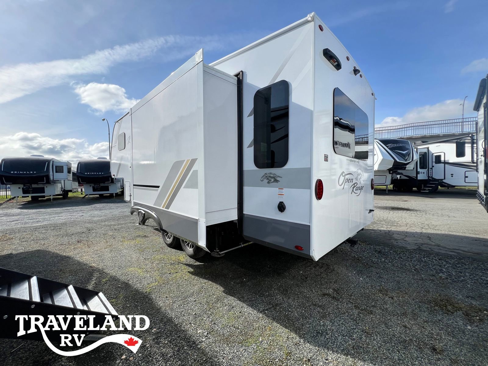 2025 Highland Ridge Roamer Light Duty 244RLS - Image 5
