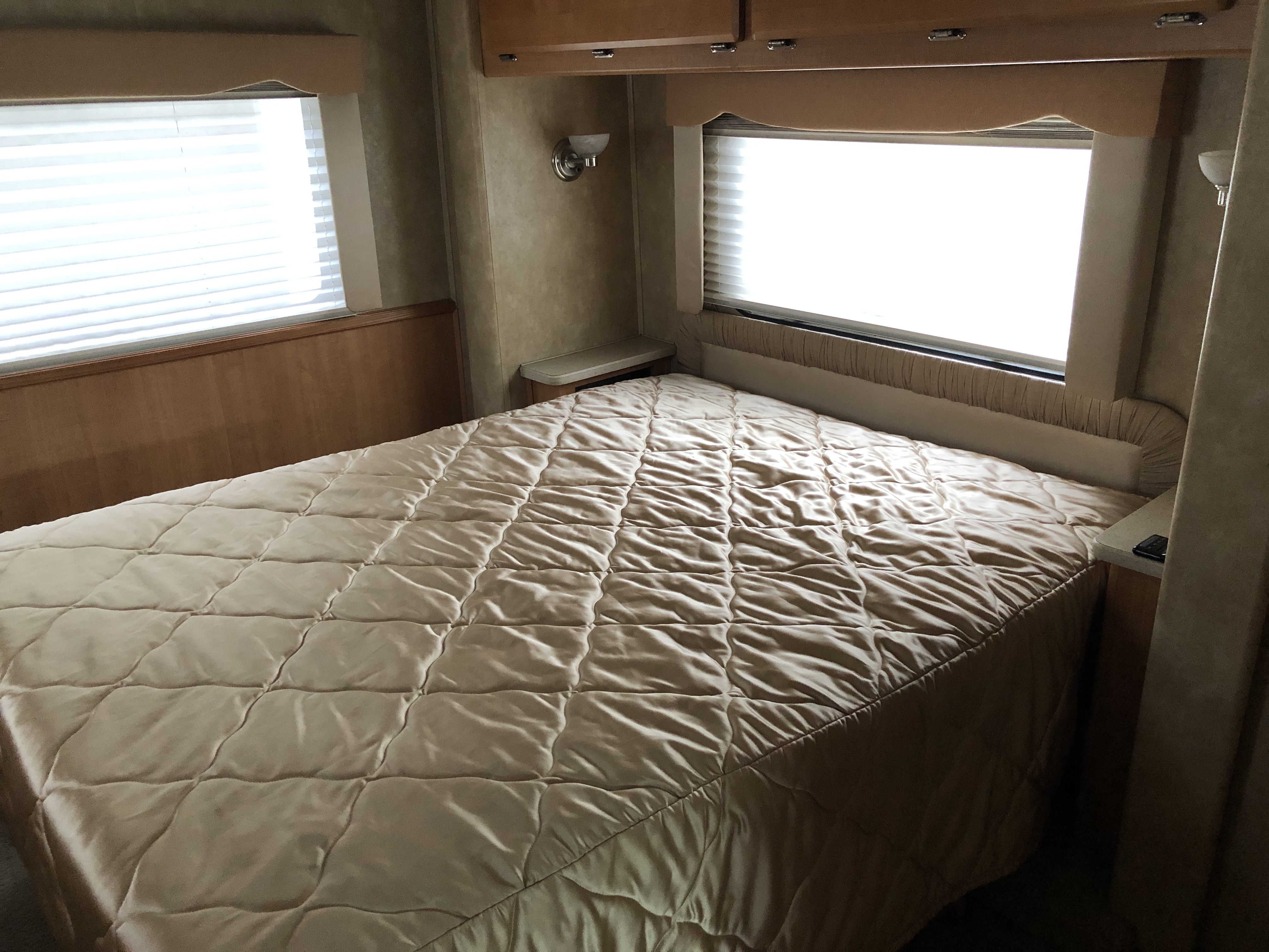 2006 Forest River 340 - Image 16