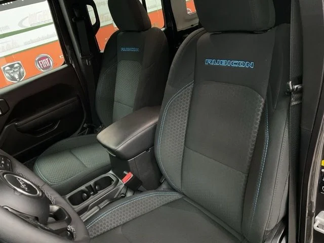 2025 Jeep Wrangler 4xe Rubicon 4x4 - Image 12