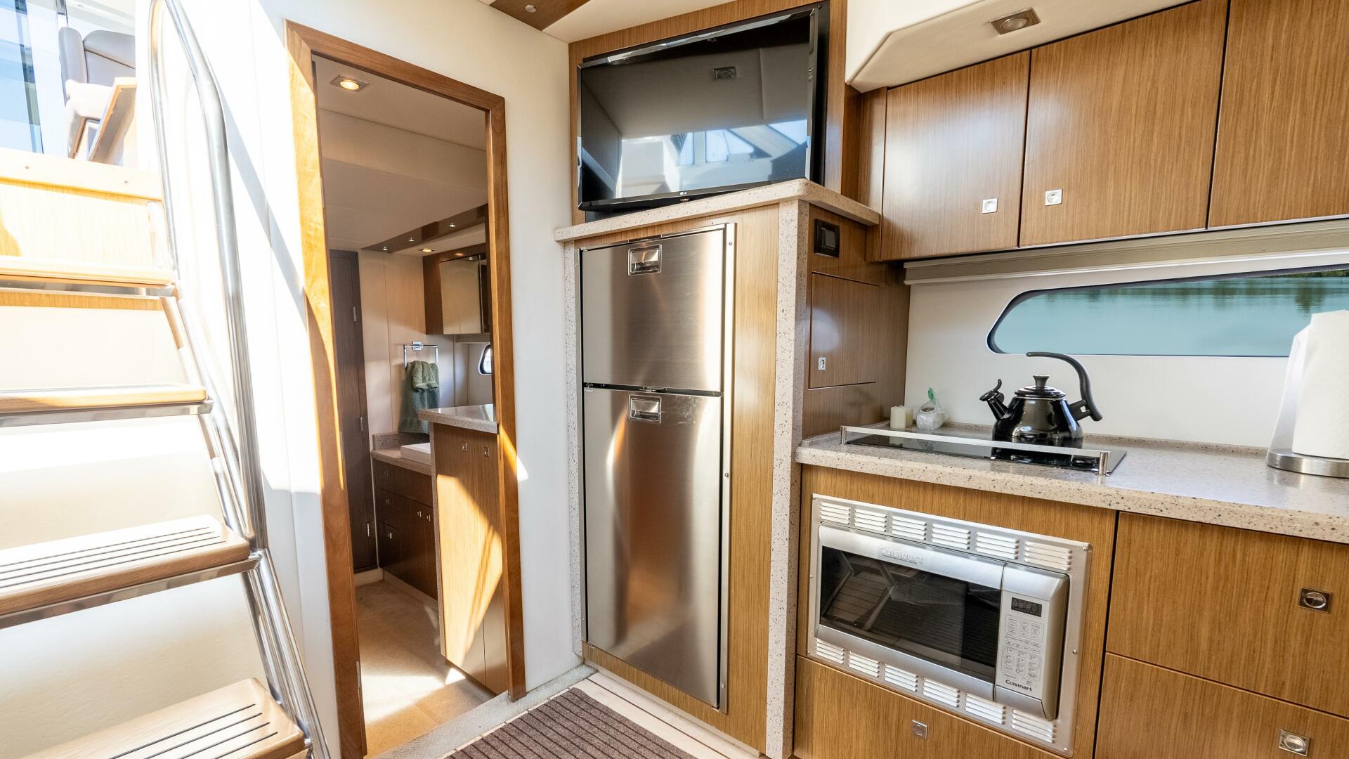 2013 CRUISERS 48 Cantius Base - Image 30