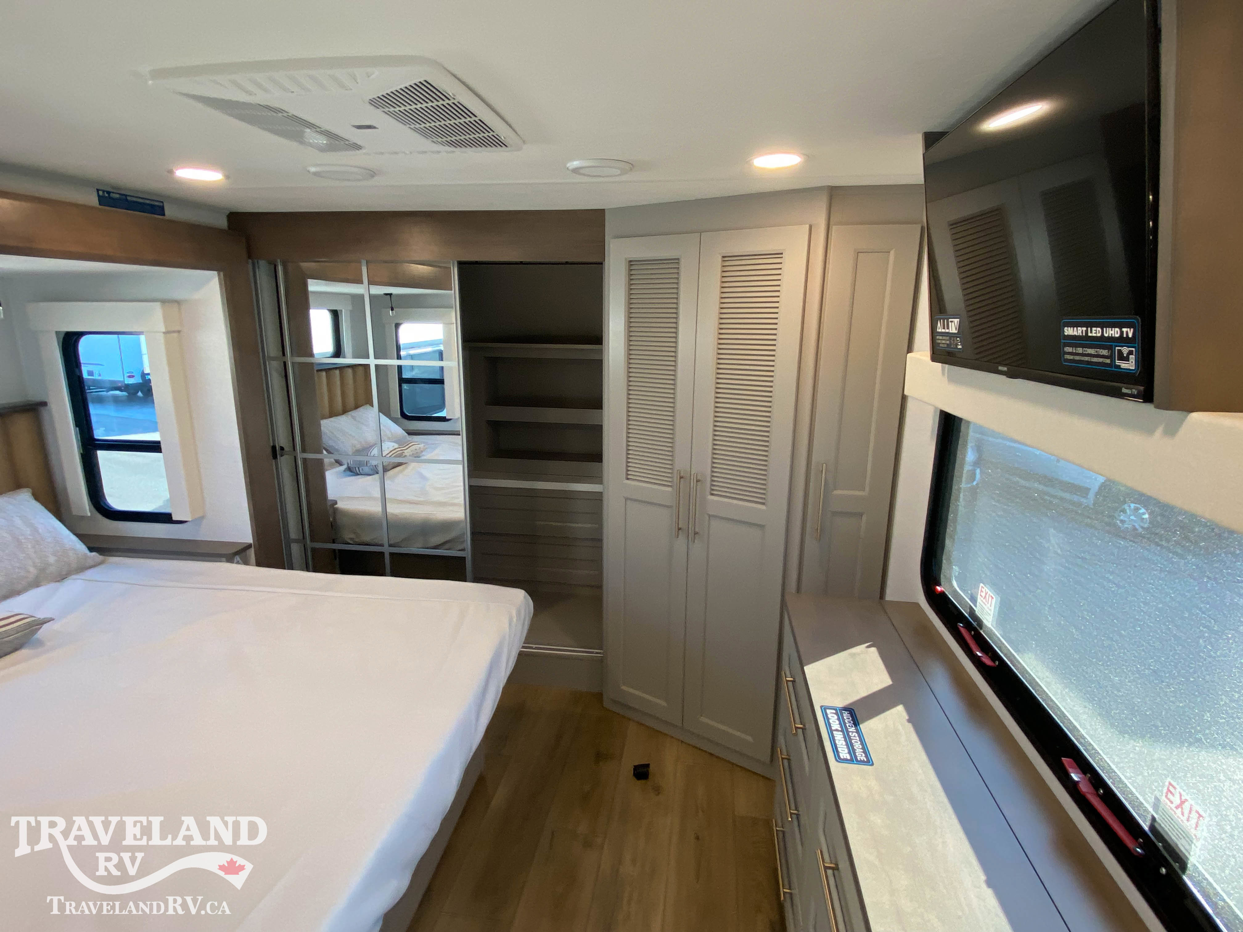 2026 Alliance RV PARADIGM 310RL - Image 16
