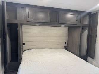 2026 VENTURE RV SPORTTREK STINGER 181VRK - Image 17