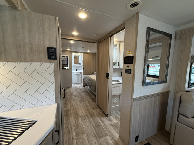 2027 Thor Motor Coach Inception 38DX - Image 25