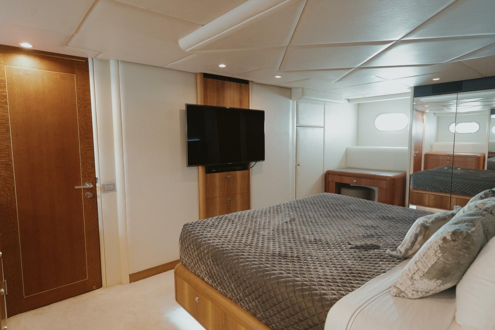 1996 Oceanfast 87 Enclosed Bridge Sportfish - Image 14