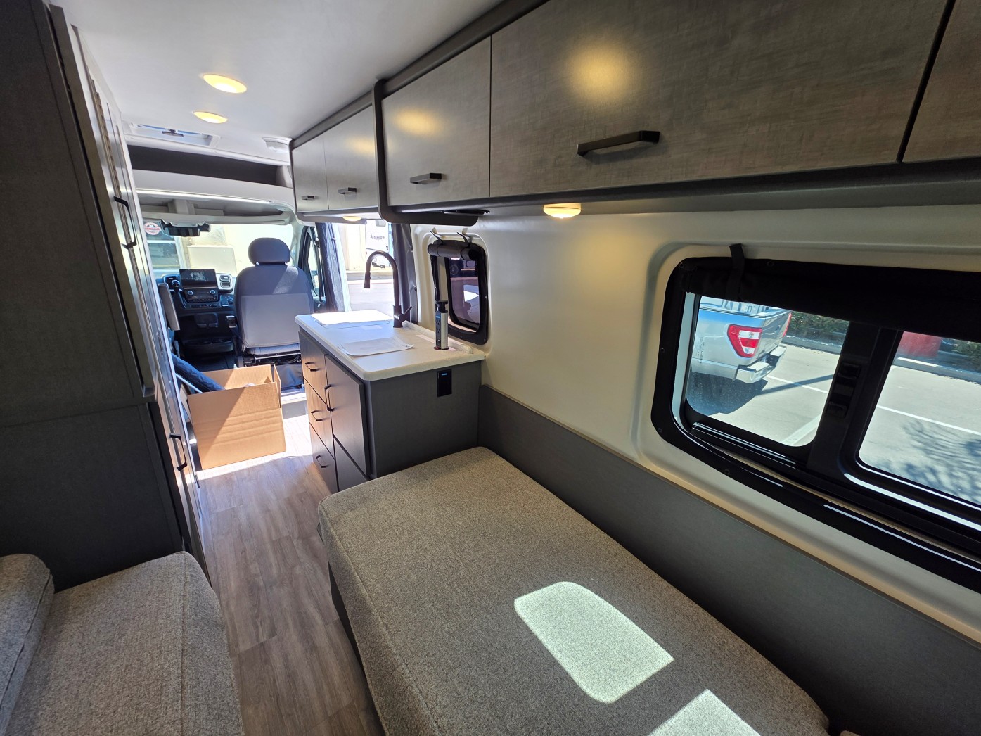 2026 Thor Motor Coach Tellaro Sport 20U - ATH Edition - Image 19
