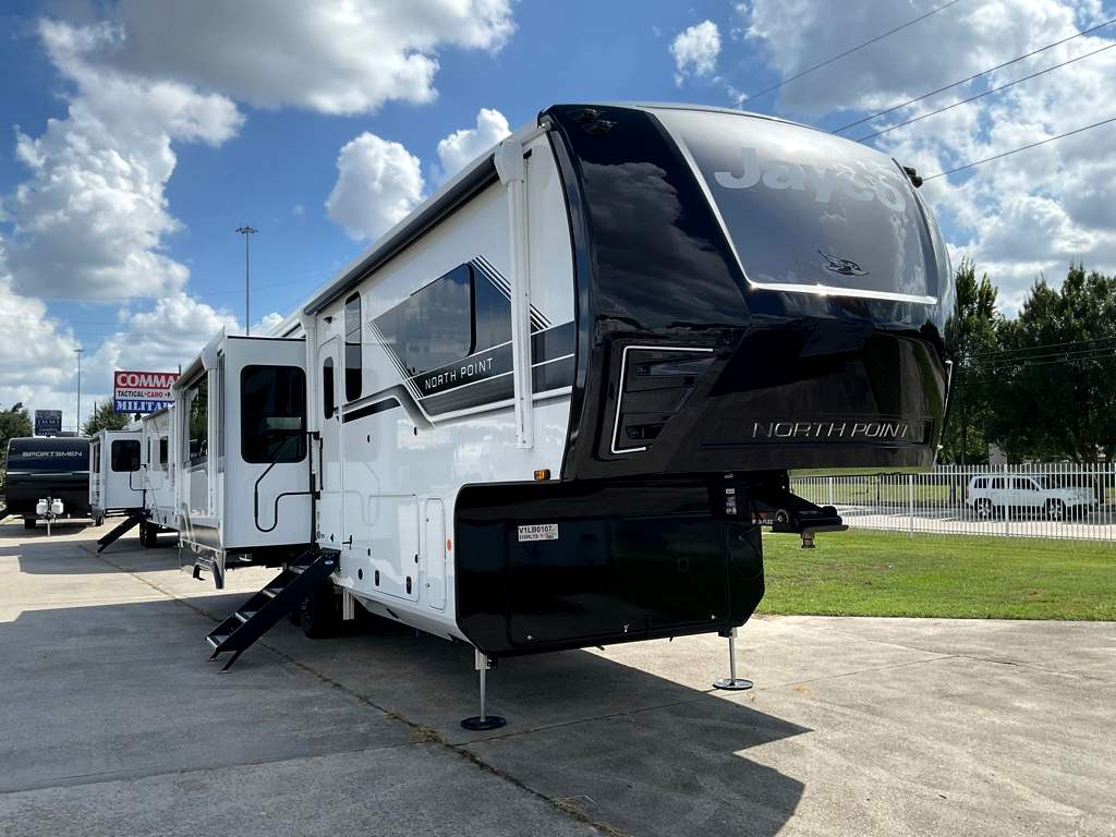 2027 JAYCO NORTH POINT 310RLTS - Image 3