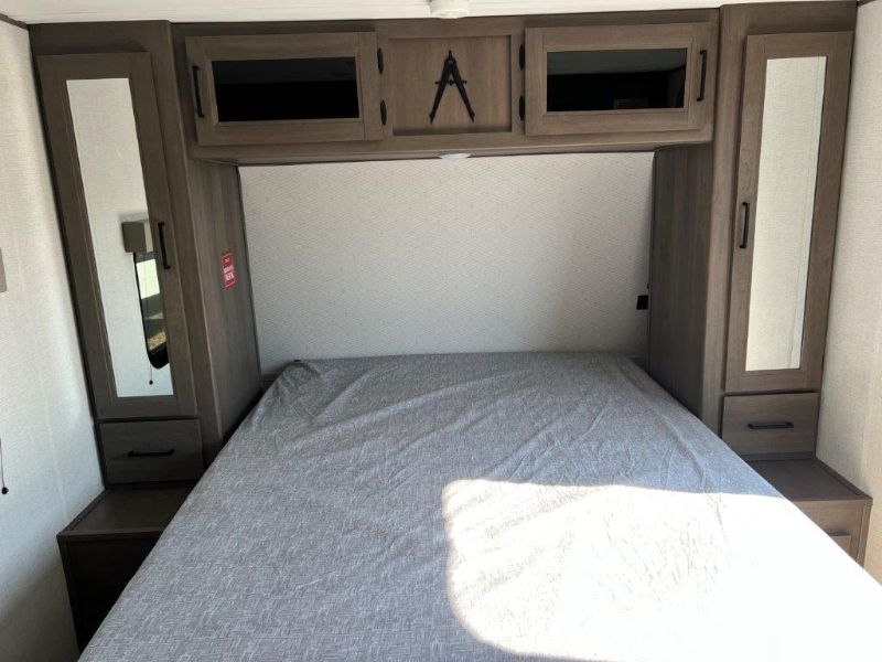 2026 Grand Design Transcend 245RLT - Image 9
