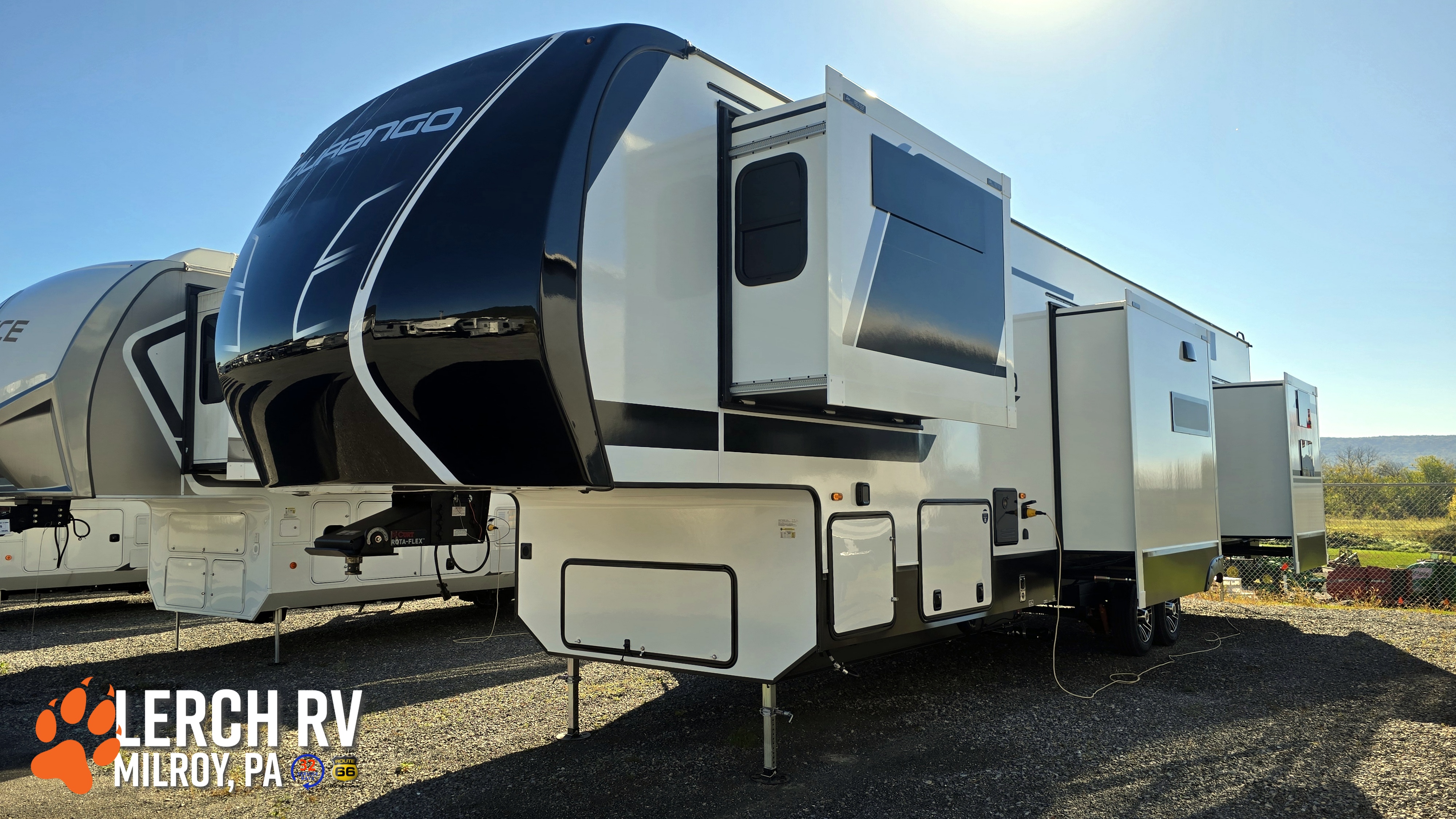 2027 KZ RV Durango D348BHF - Image 3
