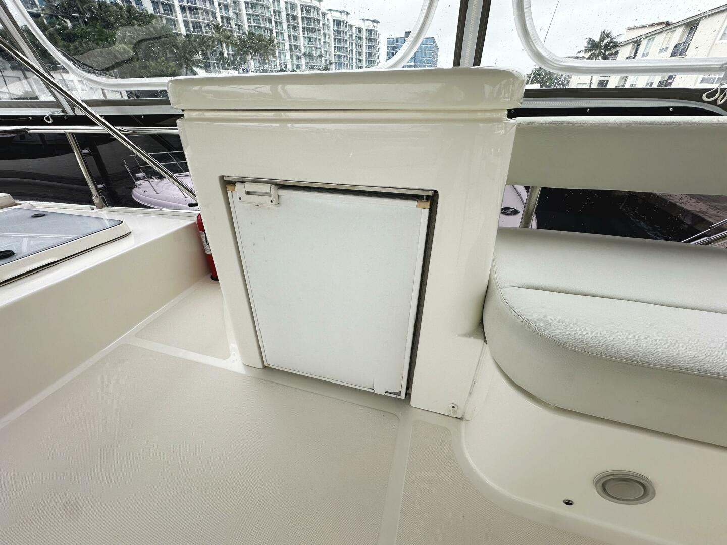 2014 Ferretti Yachts 530 - Image 43