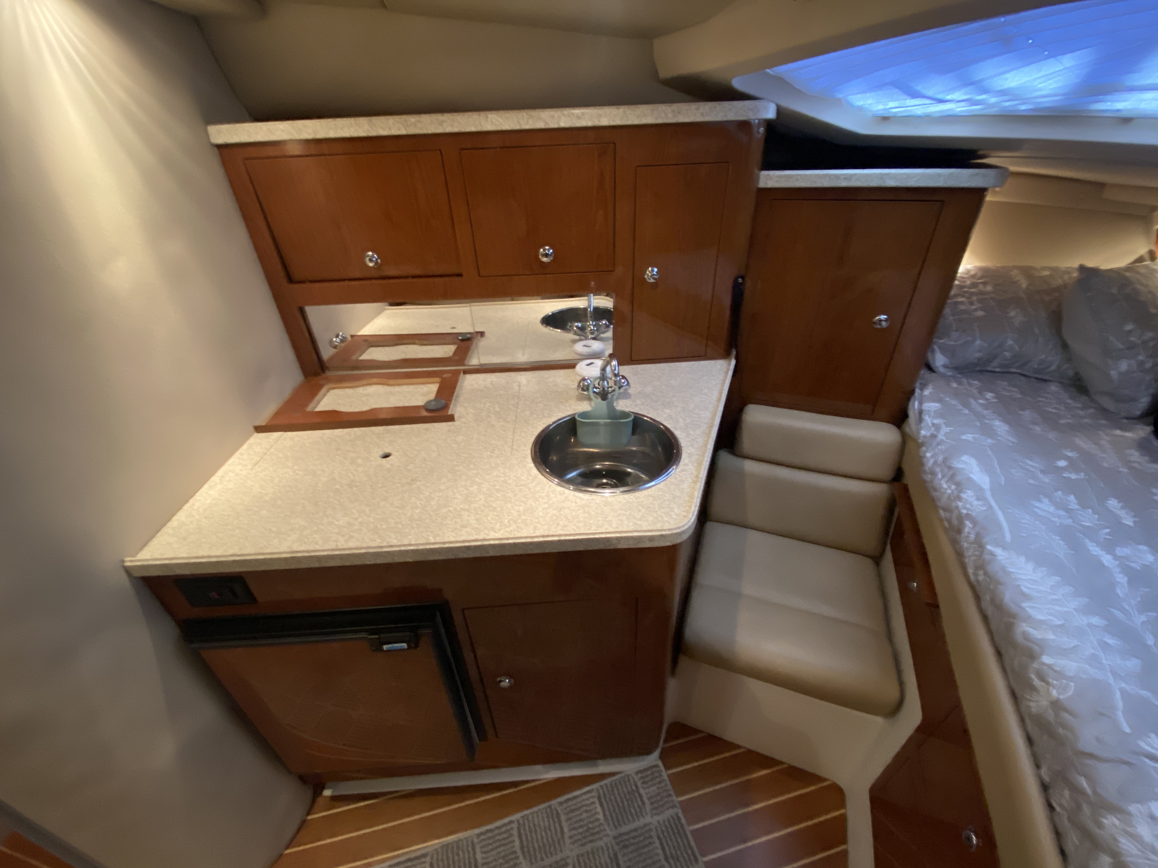 2008 Regal 3360 Window Express - Image 34