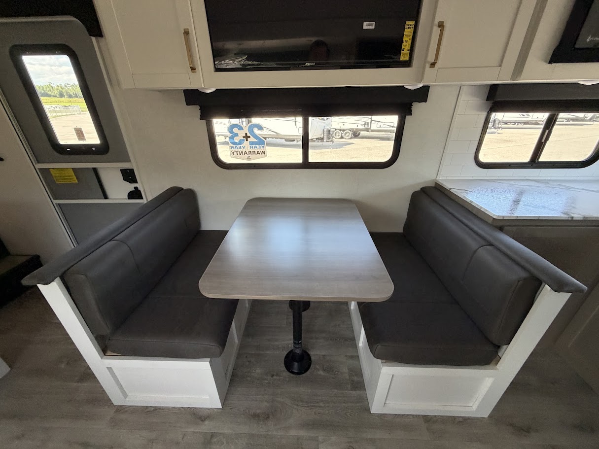 2027 JAYCO EAGLE SLE 24MLE - Image 17