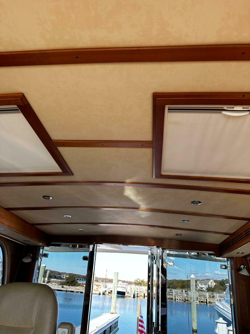 2014 Sabre 42 Salon Express - Image 20