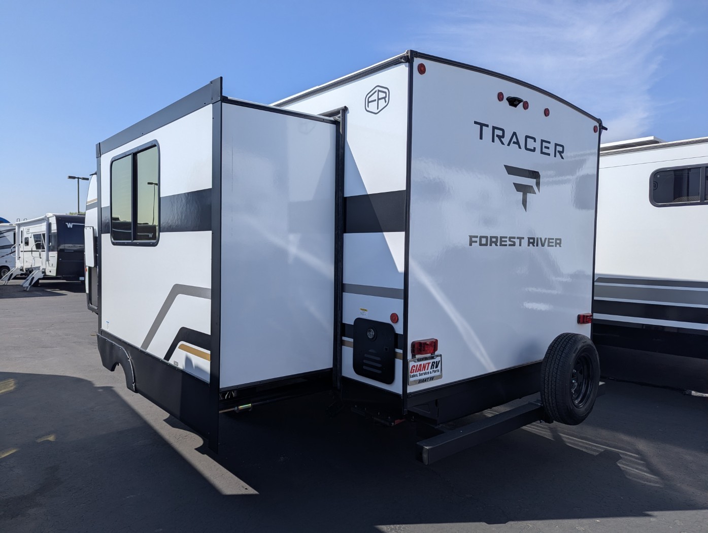 2026 Prime Time Tracer 248RE - Image 4