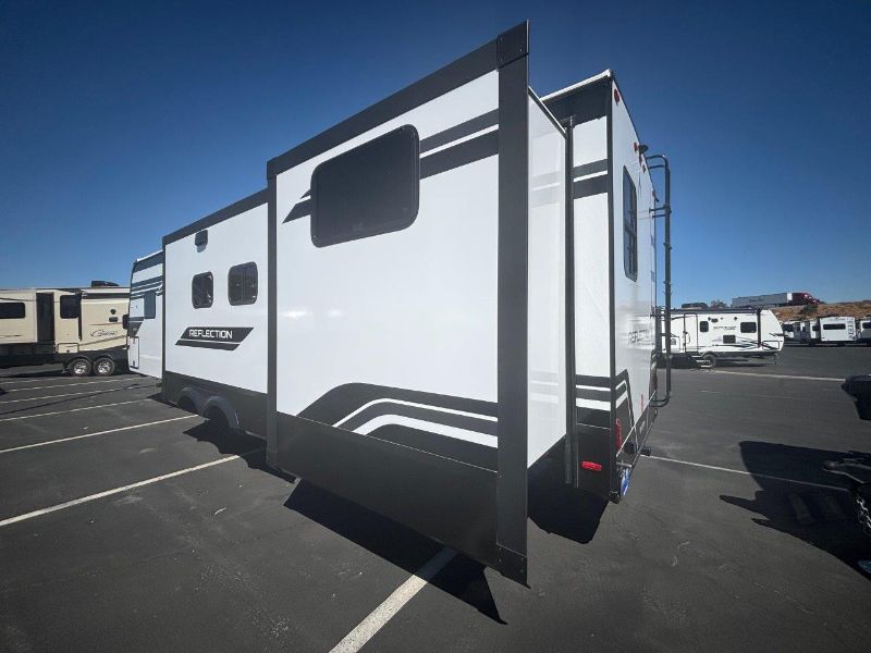 2026 Grand Design Reflection Travel Trailer 342BHTS - Image 2