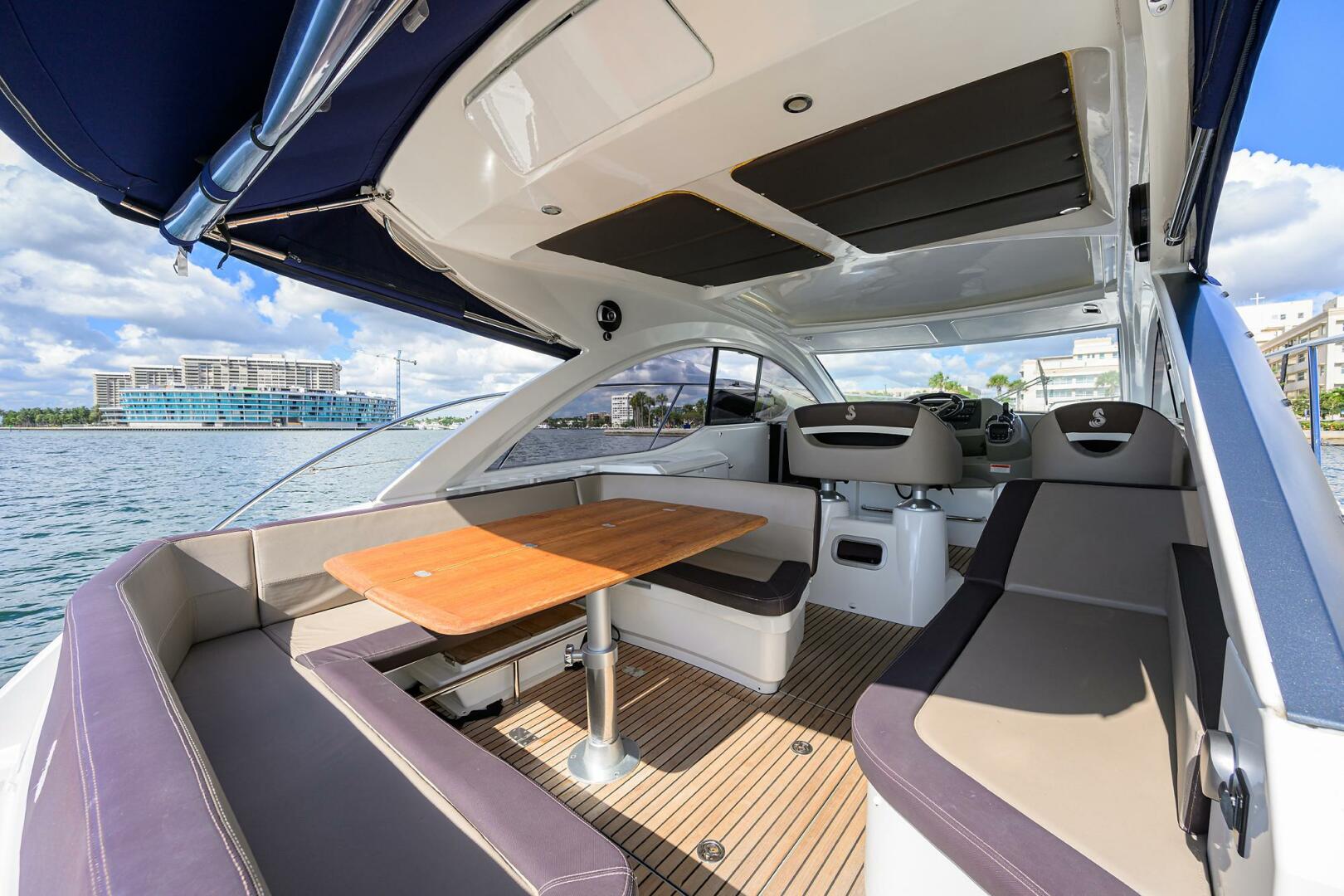 2003 Jupiter 31 Cuddy - Image 91