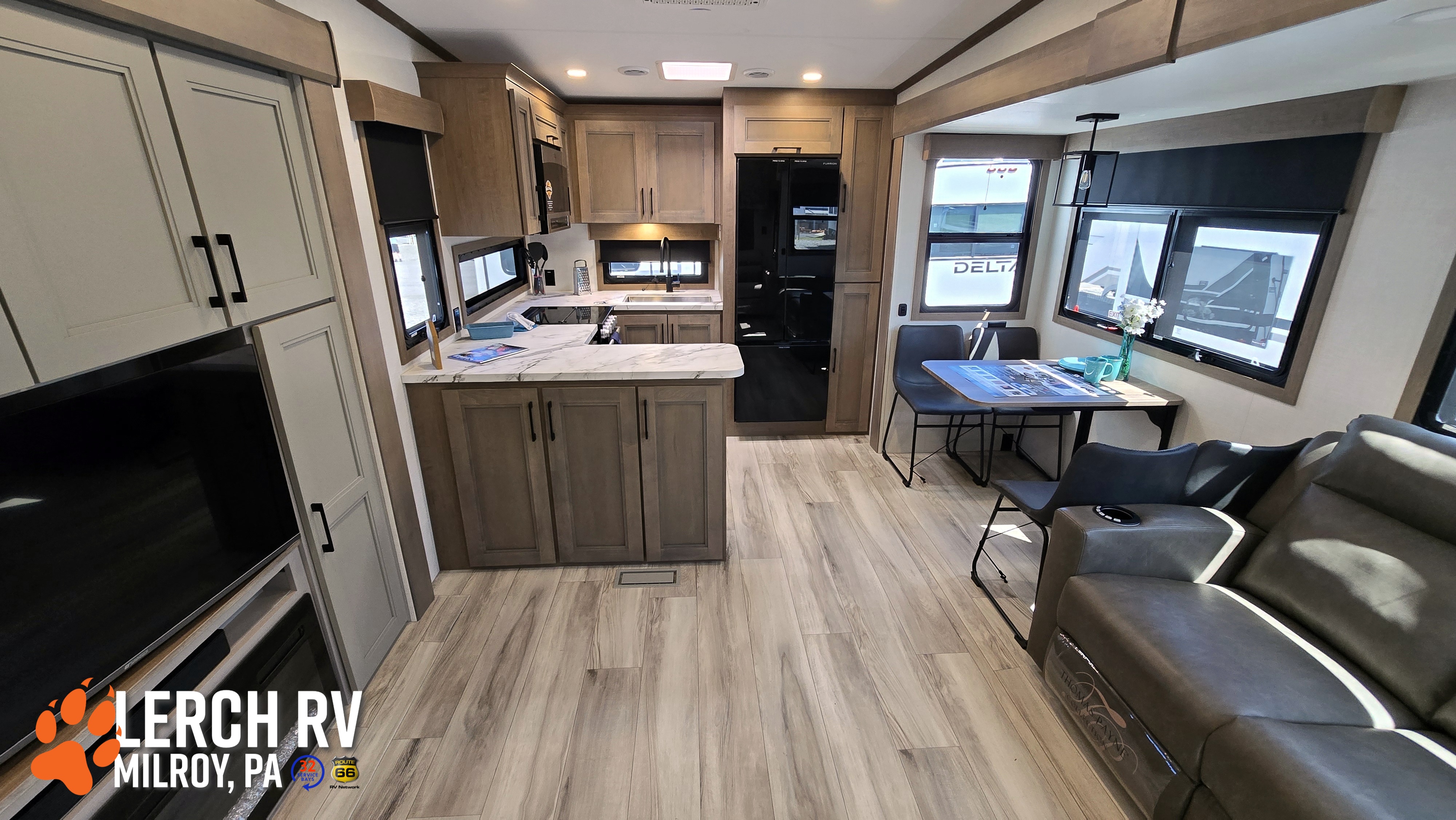 2026 KZ RV Durango HT D256RKT - Image 14
