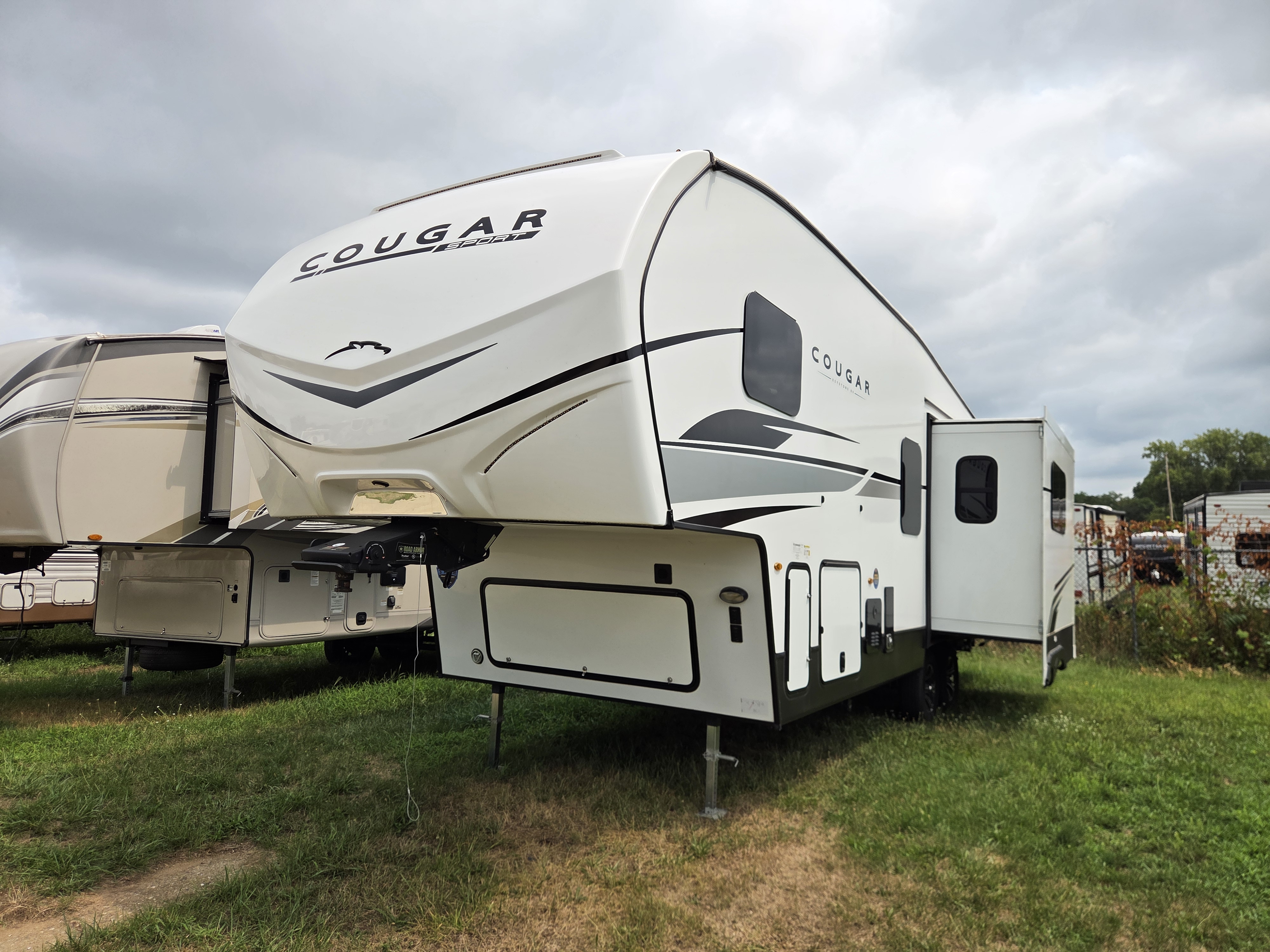 2024 Keystone Cougar Sport 2700BH - Image 5