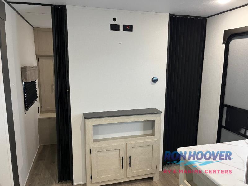 2026 COACHMEN 5320BEDS - Image 12