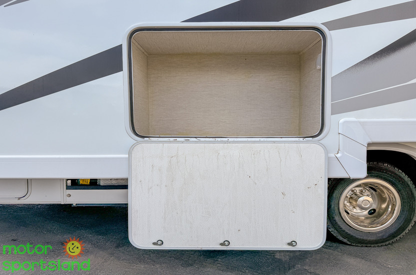 2025 Thor Motor Coach Chateau 27P - Image 20