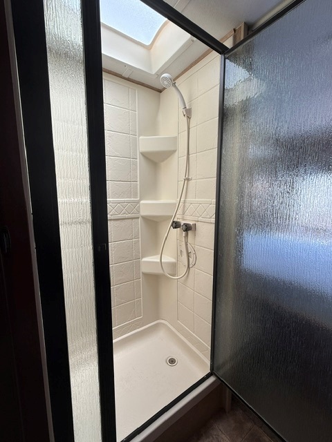2015 Forest River Sunseeker 3010DS - Image 13