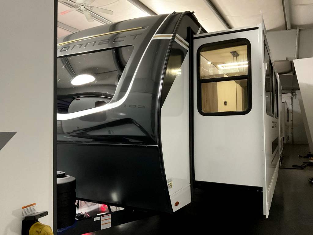 2027 KZ CONNECT C282FKK - Image 5