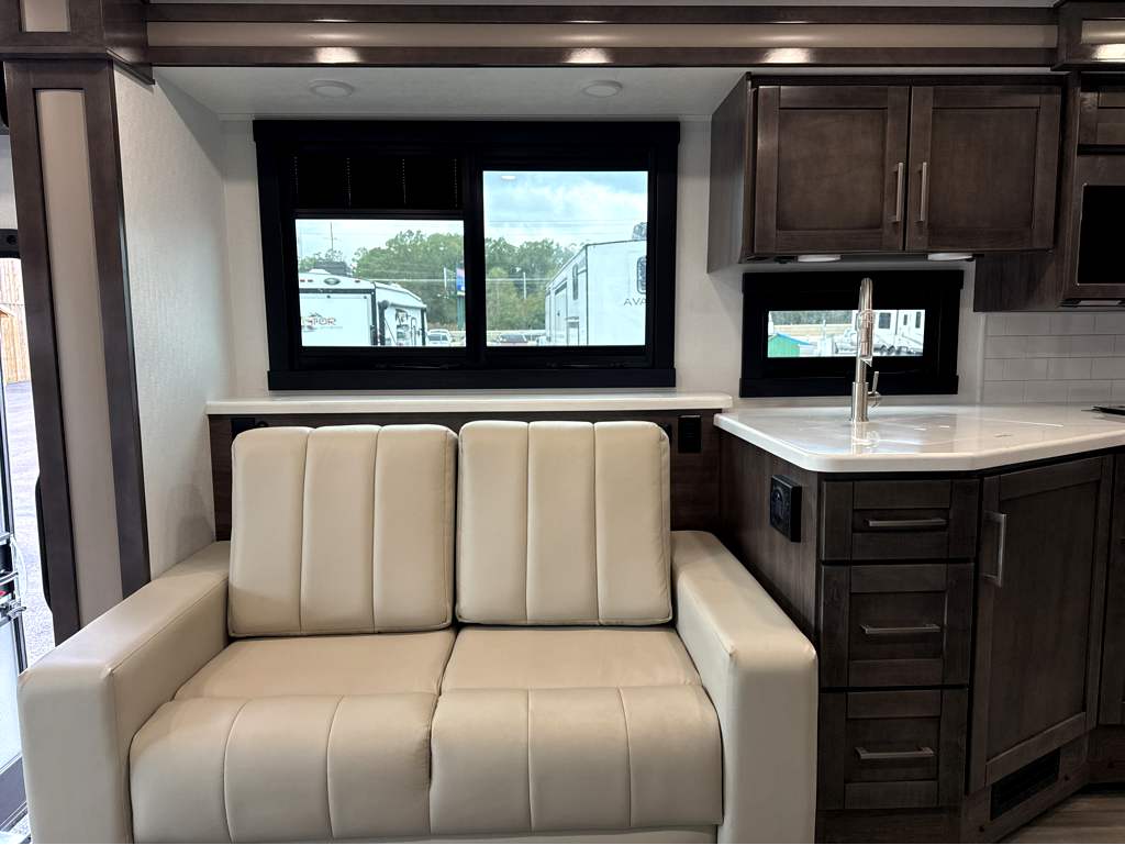 2026 JAYCO PRECEPT 34G - Image 23