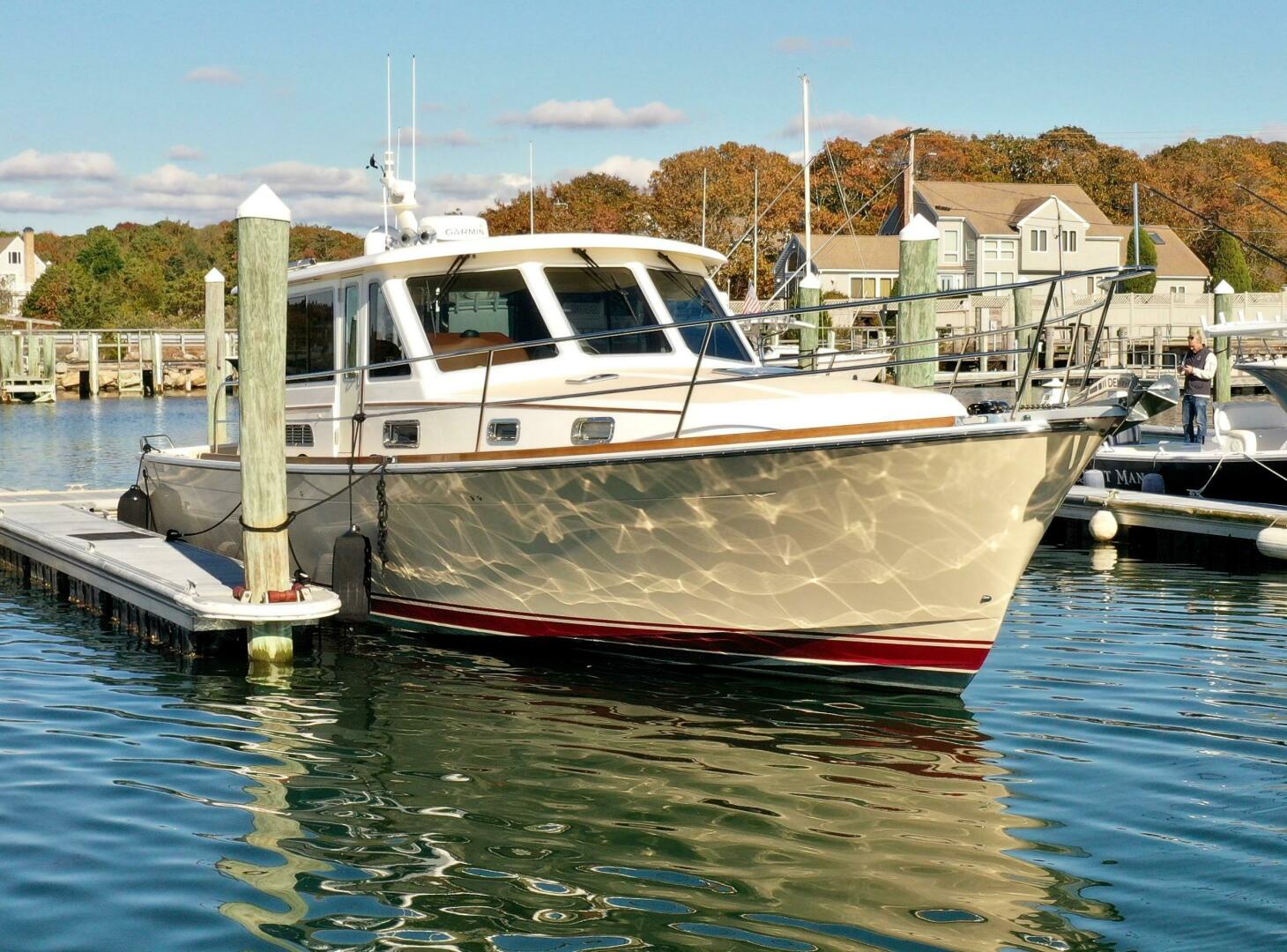 2014 Sabre 42 Salon Express - Image 4