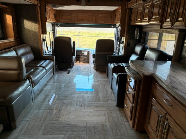 2019 Thor Motor Coach Aria 3901 - Image 16