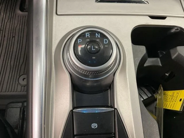 2023 Ford Explorer Utility 4D XLT 4WD - Image 19
