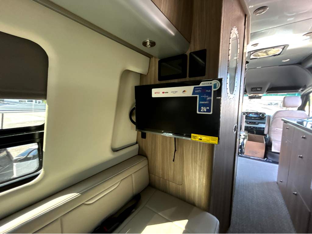 2027 AIRSTREAM INTERSTATE 24GT - Image 26