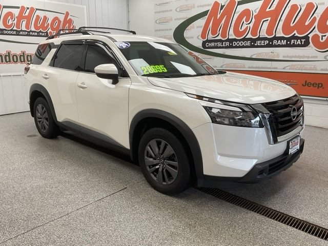 2024 Nissan Pathfinder Utility 4D SV 4WD - Image 4