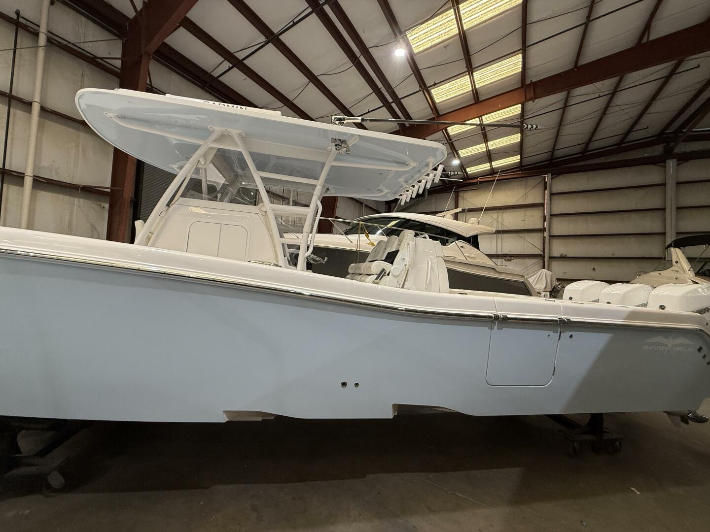 2022 Invincible 39 Open Fisherman - Image 6
