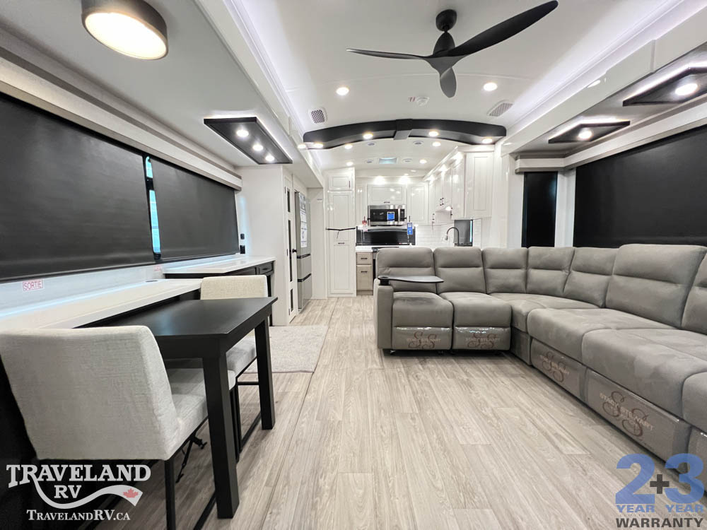 2027 Jayco Pinnacle 38FBRK - Image 3