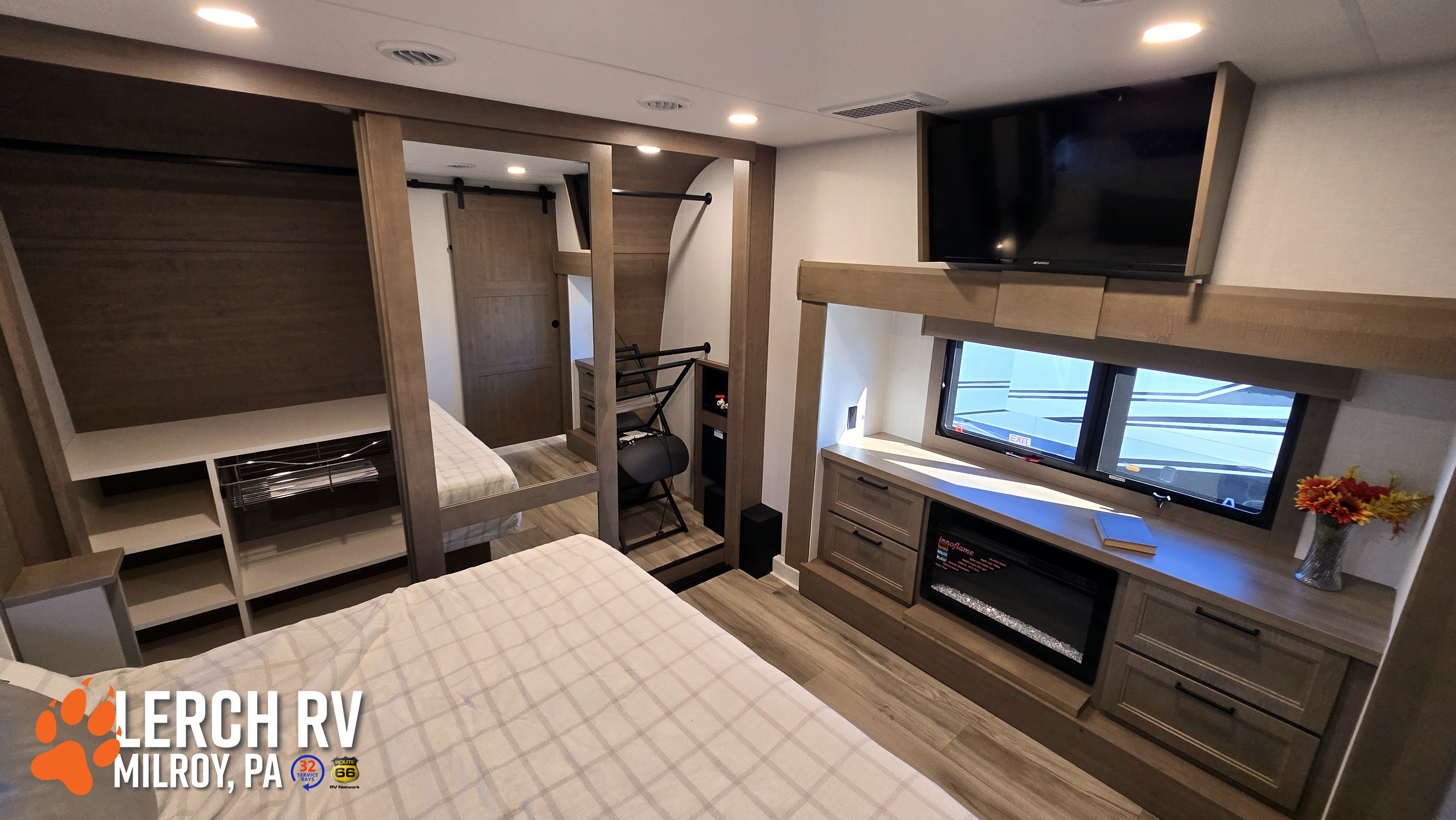 2027 KZ RV Durango Gold G310RLQ - Image 43