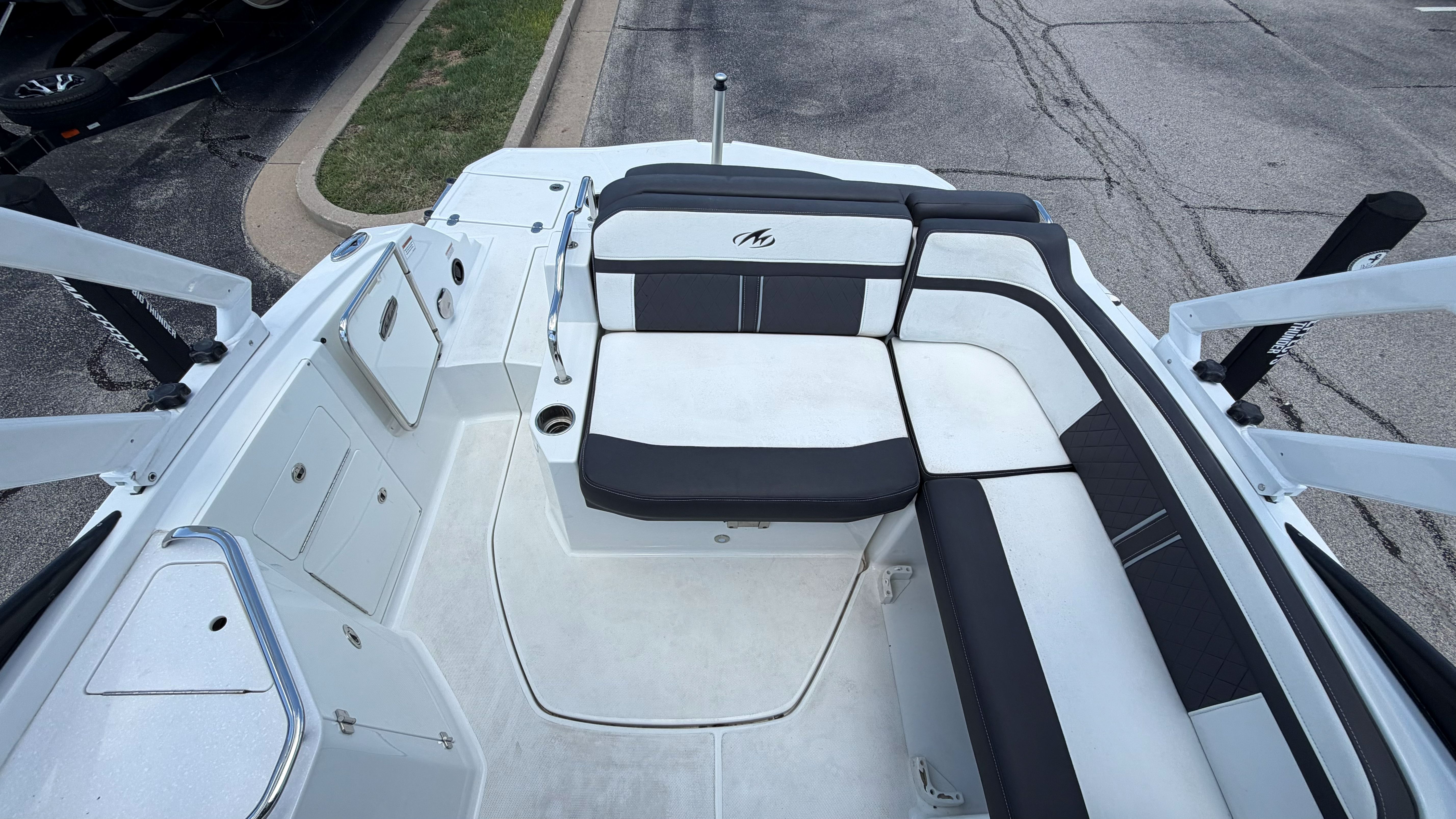 2024 Monterey M4 - Image 28