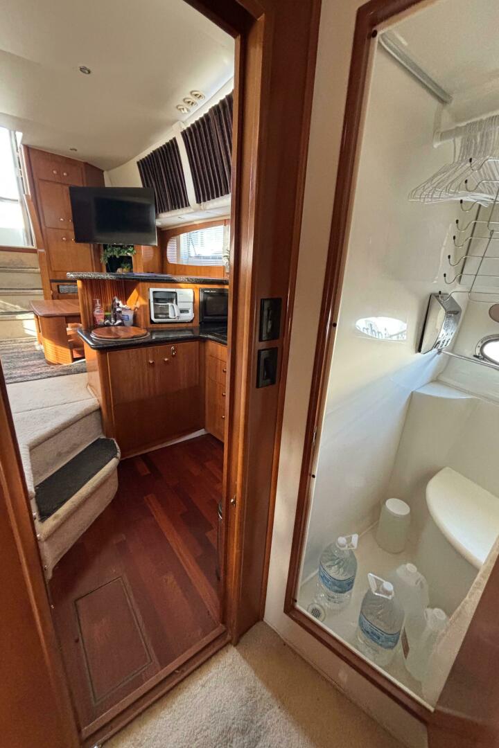 2001 Carver 396 Aft Cabin MY - Image 83