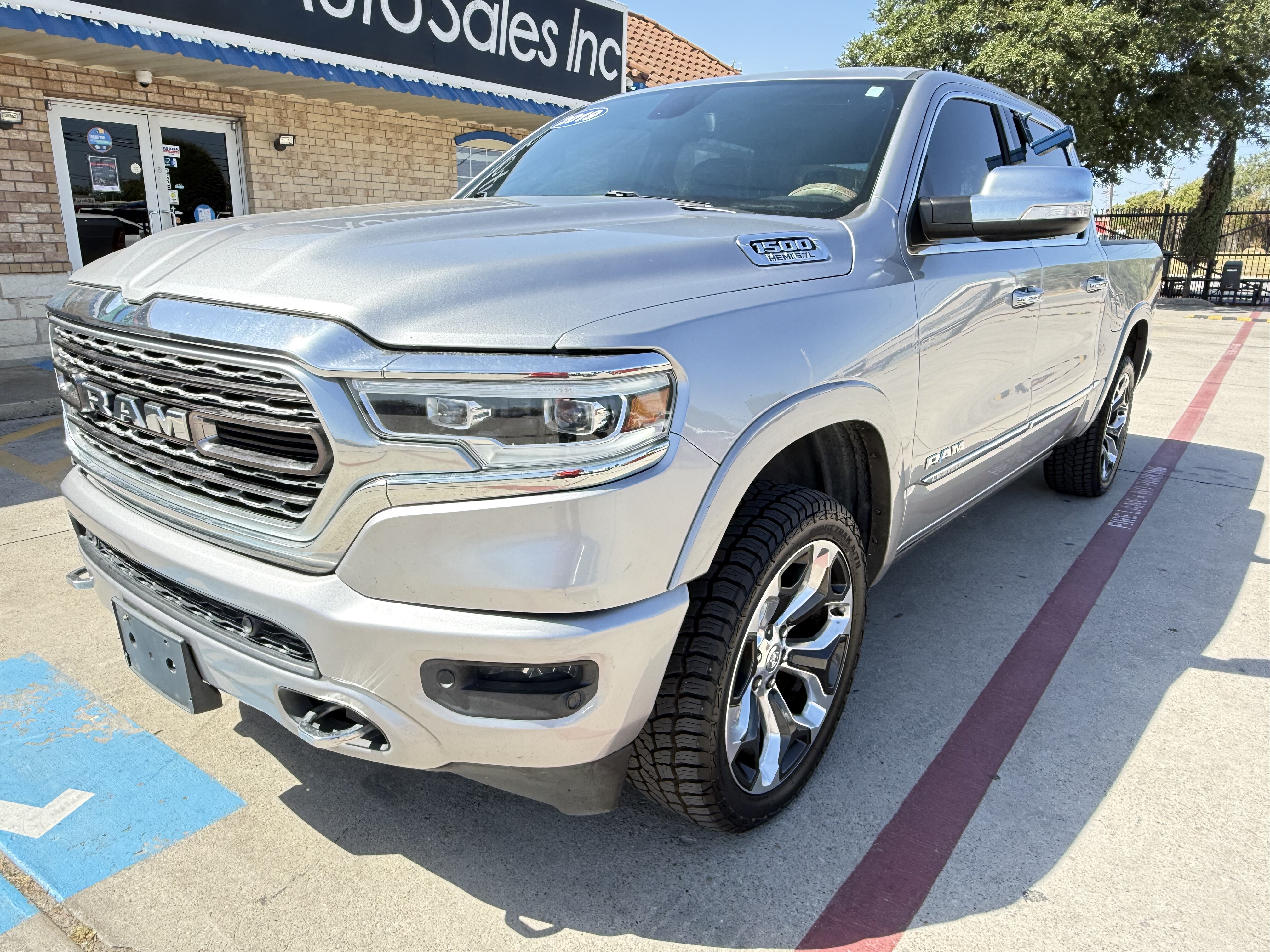 2019 Ram 1500 Pickup Crew Cab Bighorn/Lone Star 4WD - Image 16
