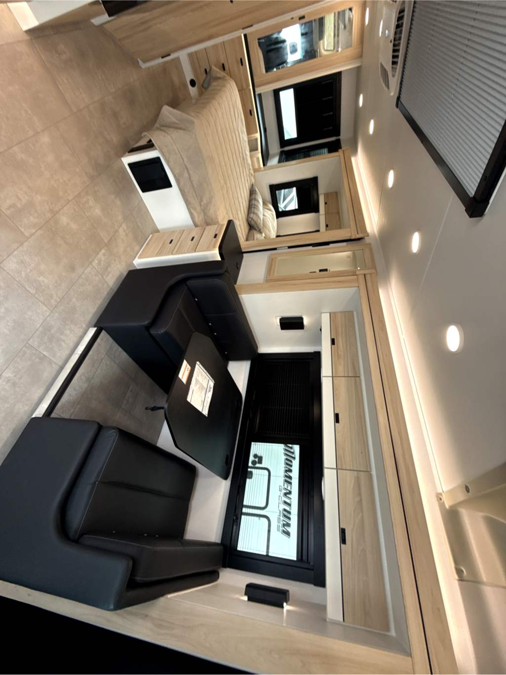 2027 JAYCO MELBOURNE PRESTIGE 25LP - Image 12