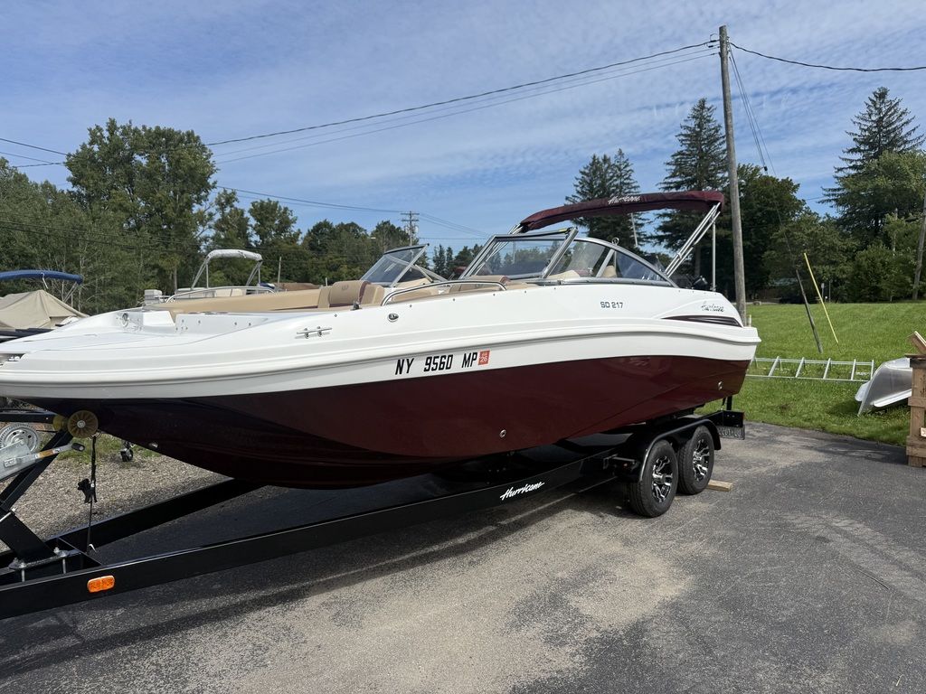 2020 Hurricane SD217 - Image 3