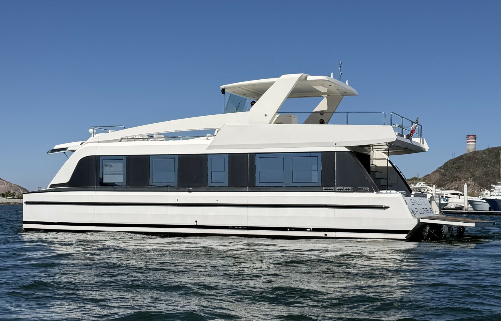 2018 Overblue 54 - Image 7