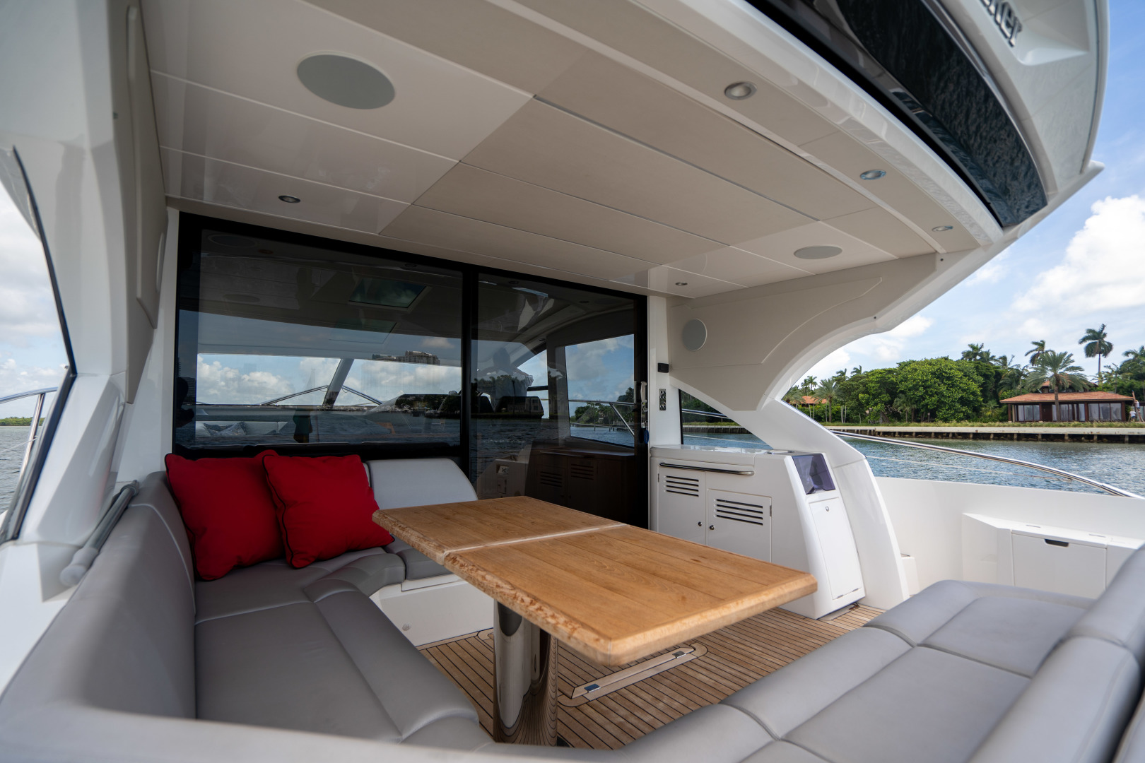 2019 Sunseeker Predator - Image 26