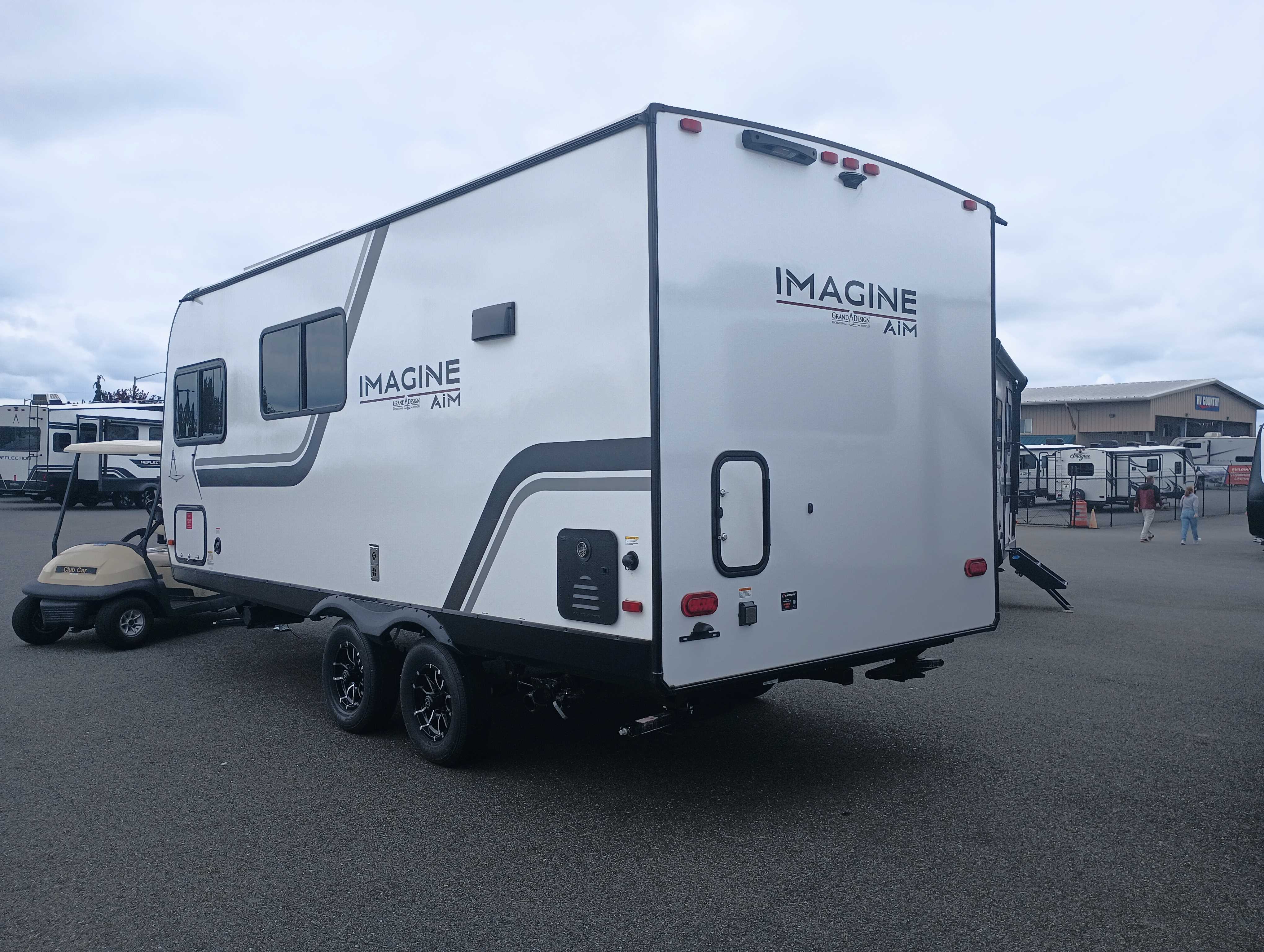 2026 Grand Design Imagine AIM 19MLA - Image 3