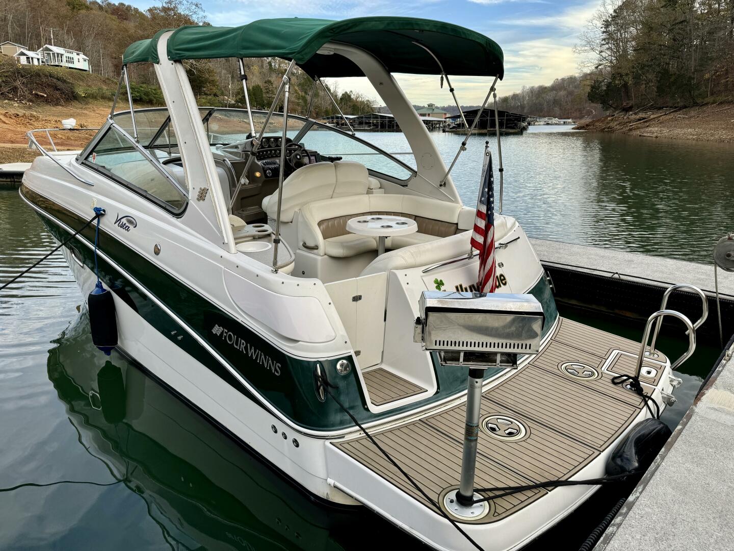 2004 Four Winns Vista 288 - Image 17