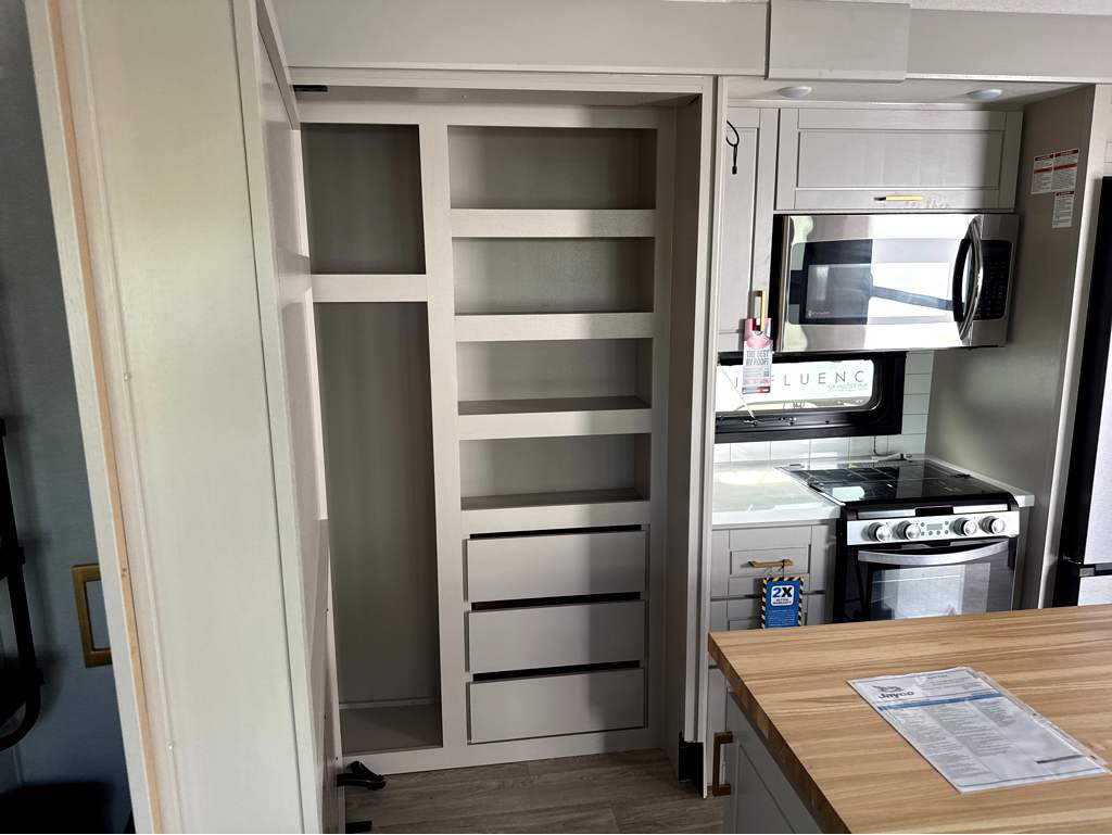 2027 JAYCO NORTH POINT 375TBDB - Image 29