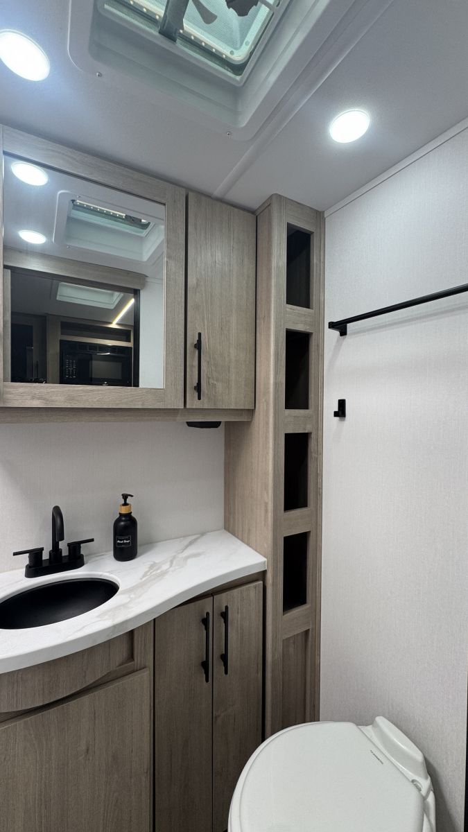 2025 Grand Design Imagine XLS 17MKE - Image 19