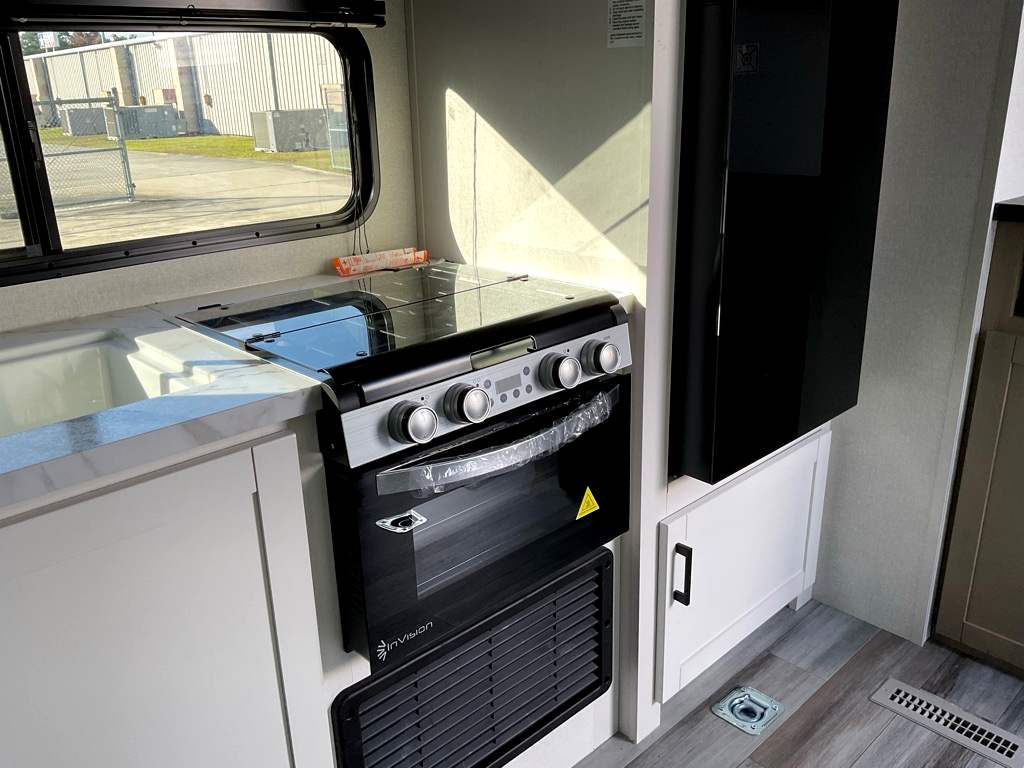 2026 JAYCO Jay Flight 265 TH - Image 14