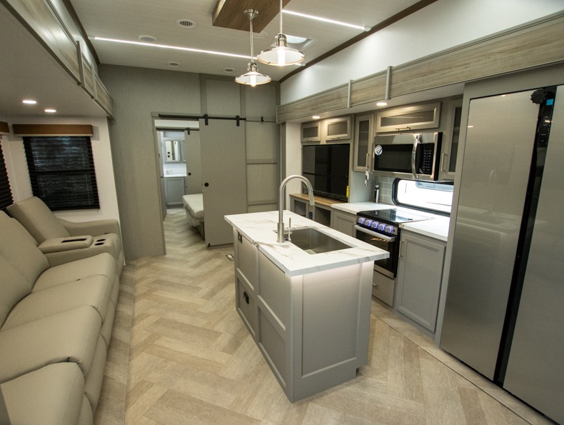 2026 Keystone Sprinter 3980FBS - Image 5