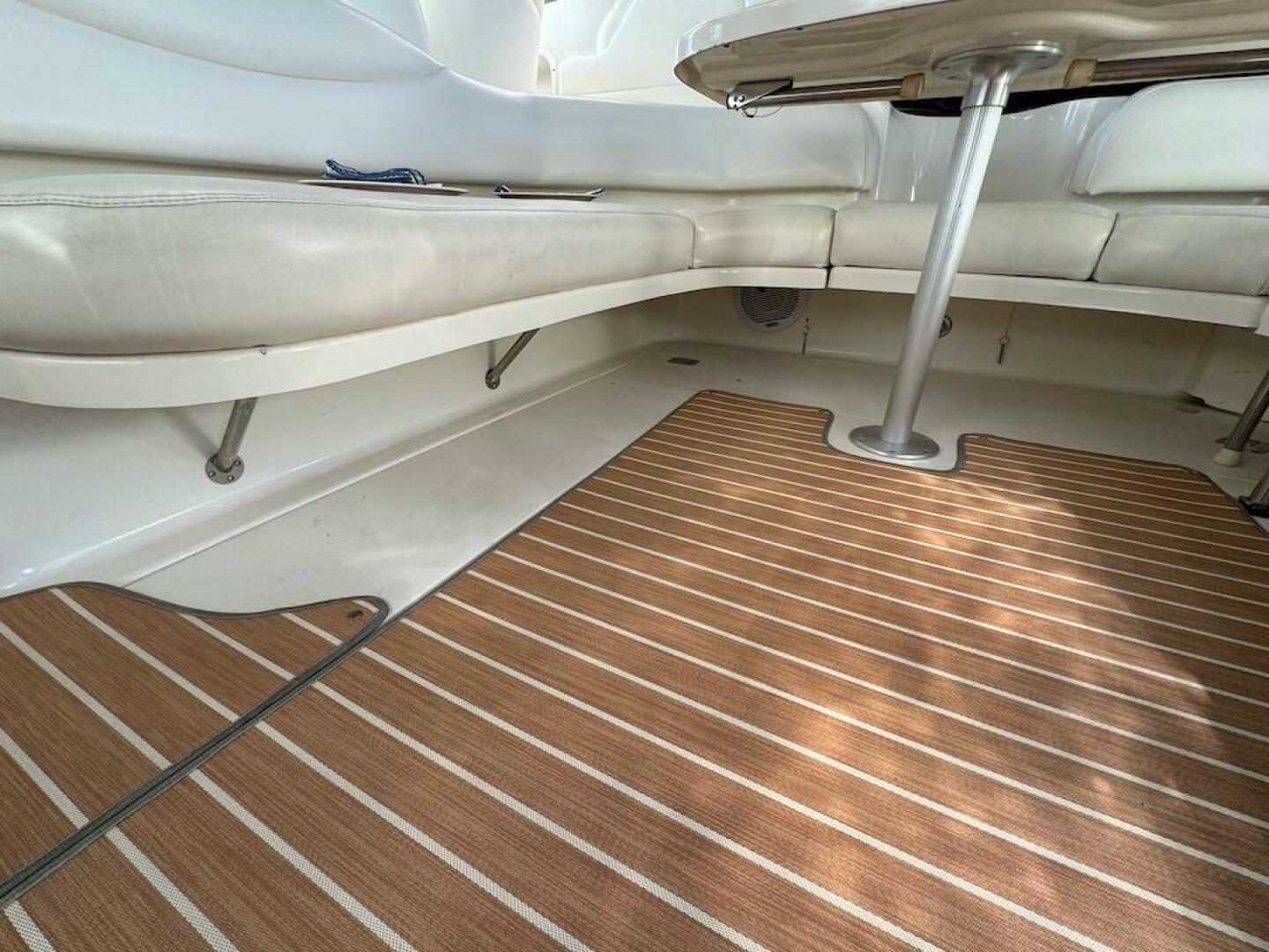2004 Sea Ray 380 Sundancer - Image 49