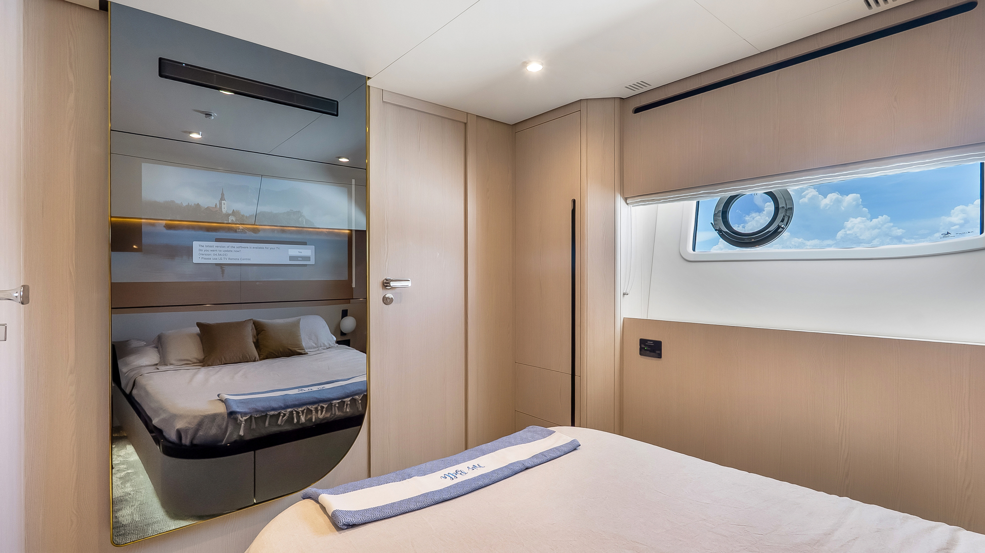 2025 Azimut 78 FLY - Image 35